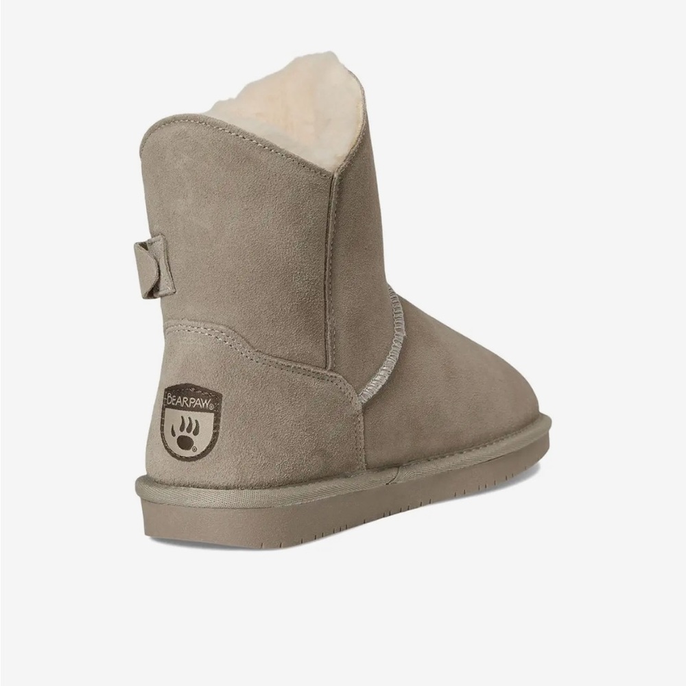 NWT BearPaw Women's Steph Faux Shearling Lined Bootie - Picture 5 of 7